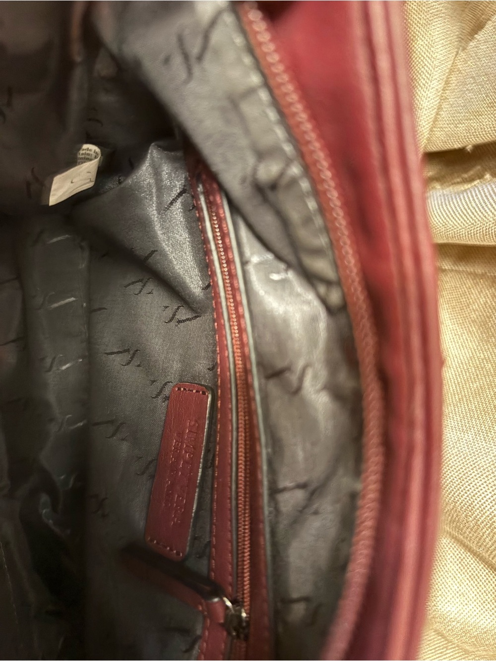 Simply Vera Vera Wang Burgundy Crossbody Shoulder Bag - Picture 3 of 5